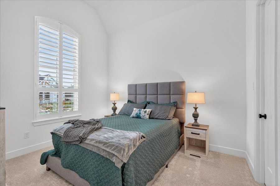 Furnished interior view inside a new home in Saddle Star Estates, Rockwall (Image 37).
