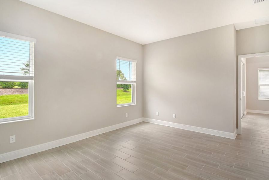 Spacious, unfurnished interior of a new home in Canoe Creek, Parrish (Image 11). Spacious, unfurnished interior of a new home in Canoe Creek, Parrish (Image 11).