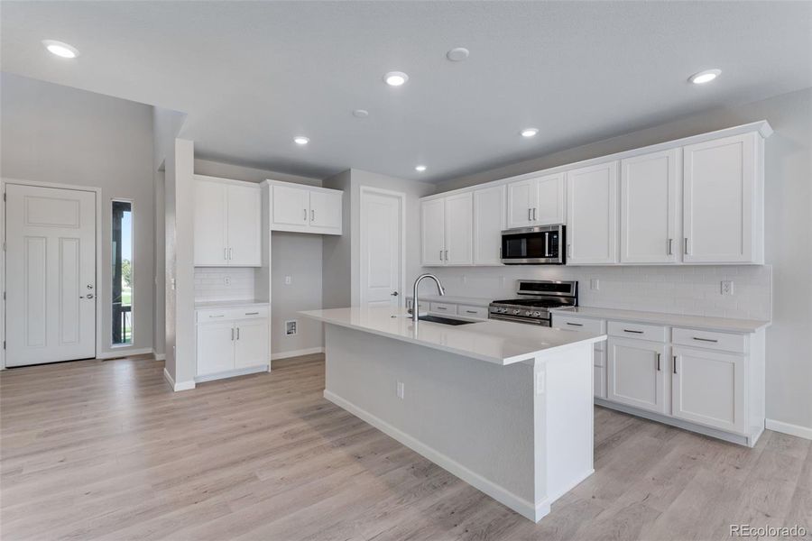 Furnished interior view inside a new home in Reunion Ridge, Commerce City (Image 11).