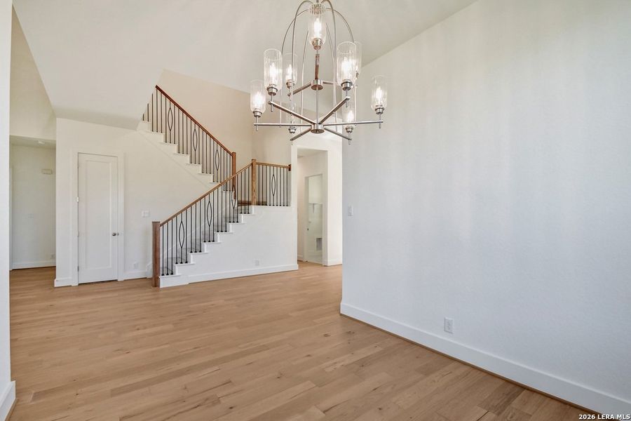 Spacious, unfurnished interior of a new home in Alsatian Oaks, Castroville (Image 21).