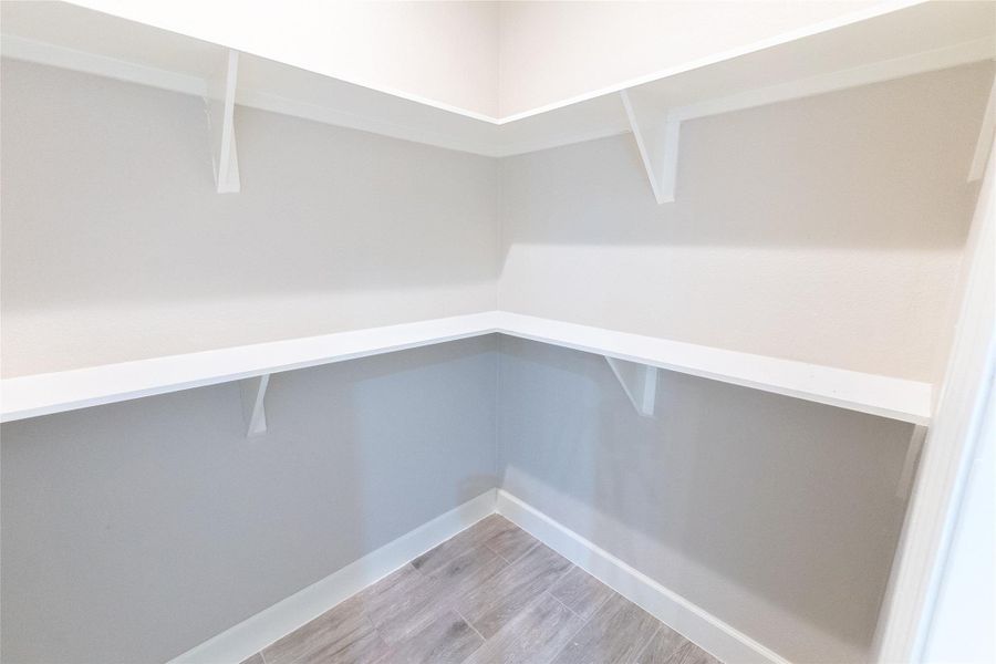 Spacious, unfurnished interior of a new home in , Cleveland (Image 28).