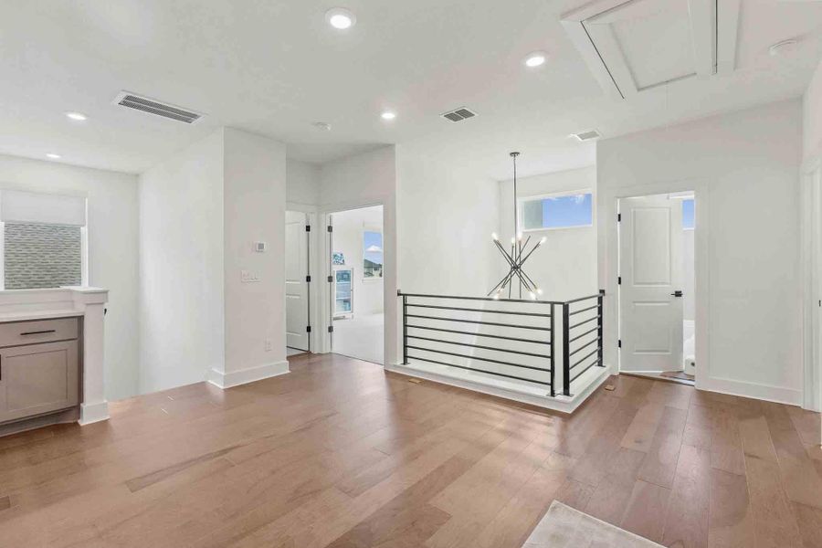 Spacious, unfurnished interior of a new home in , Round Rock (Image 22).