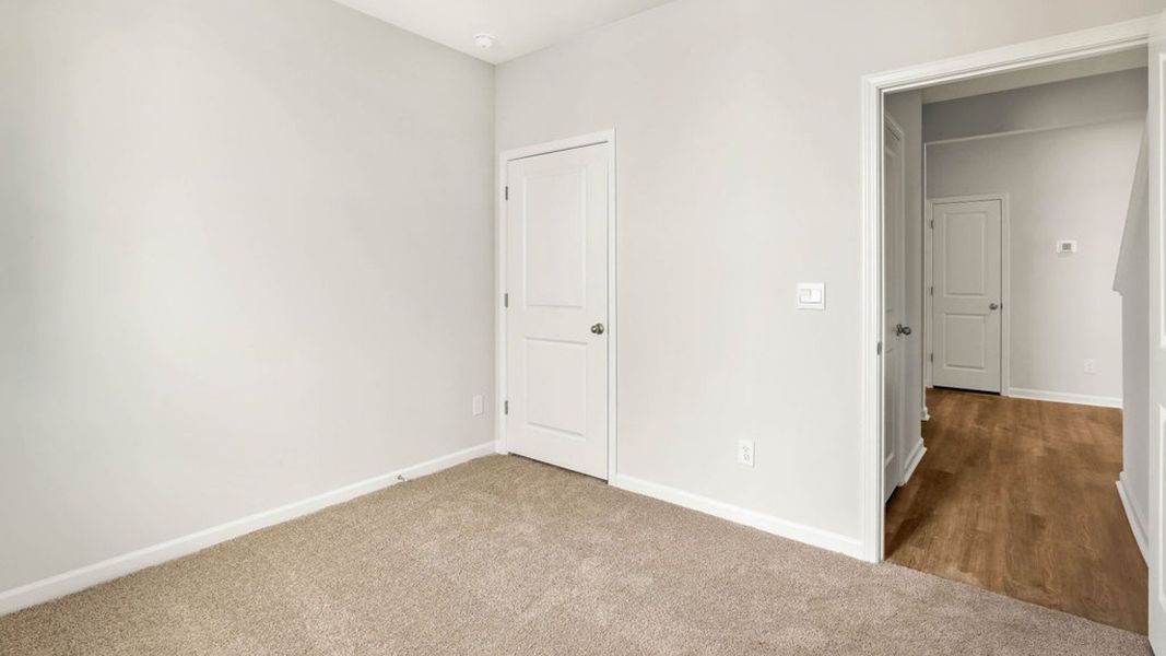 Spacious, unfurnished interior of a new home in Grayson Park, Leland (Image 27).