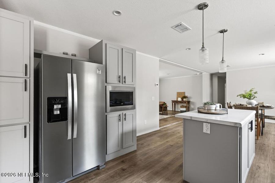 Furnished interior view inside a new home in , Middleburg (Image 34).