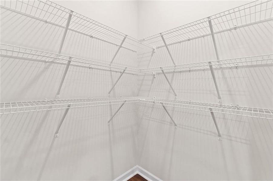 Spacious, unfurnished interior of a new home in The Woodlands Preserve, Jackson (Image 28).