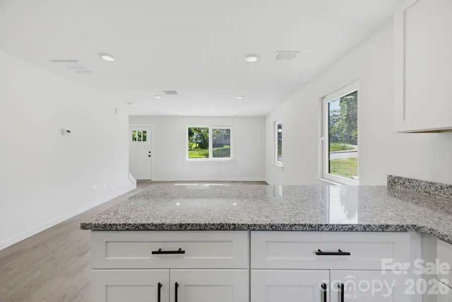 Image 17 of a home in .