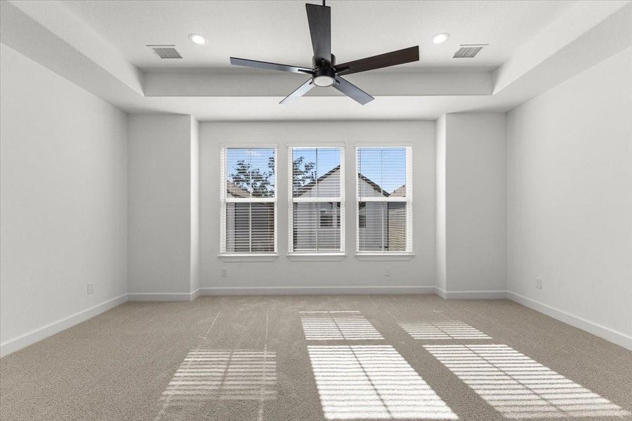 Spacious, unfurnished interior of a new home in , Houston (Image 23).