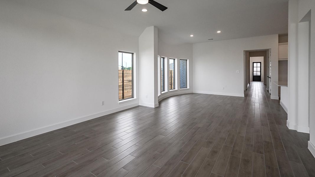 Spacious, unfurnished interior of a new home in Juniper Springs, Lockhart (Image 13). Spacious, unfurnished interior of a new home in Juniper Springs, Lockhart (Image 13).