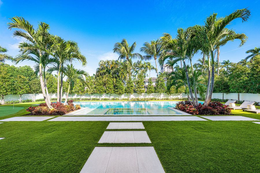 481_Thatch_Palm_Drive_31