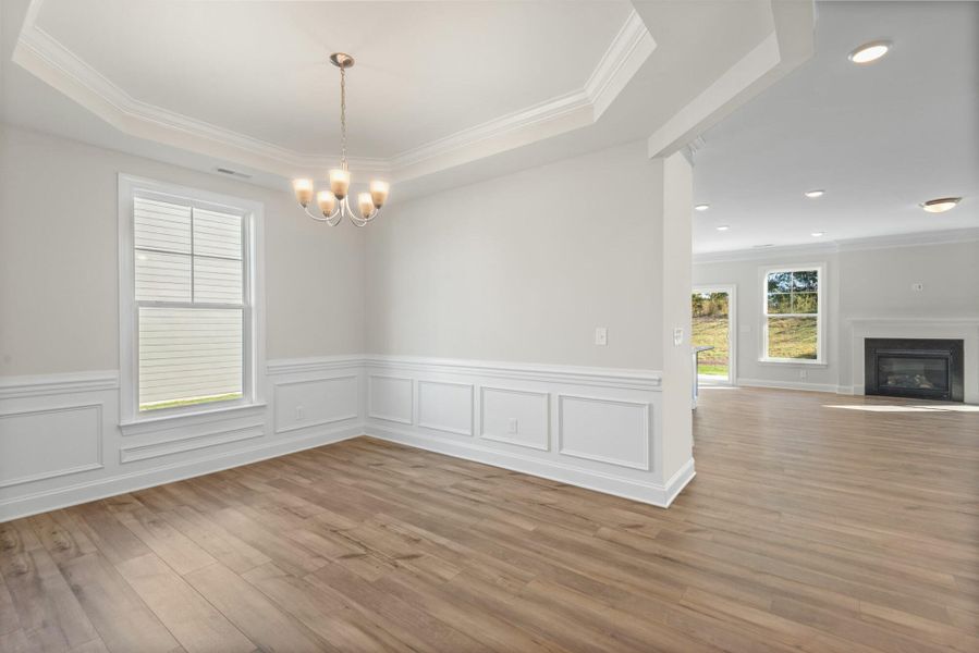 Spacious, unfurnished interior of a new home in Wexford, Elon (Image 21).