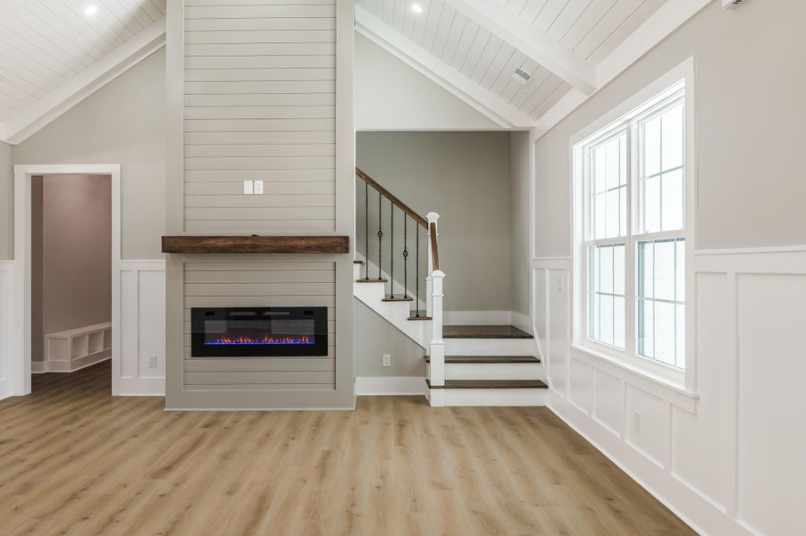 Spacious, unfurnished interior of a new home in , Walterboro (Image 20). Spacious, unfurnished interior of a new home in , Walterboro (Image 20).