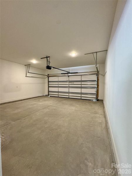 Spacious, unfurnished interior of a new home in , Landis (Image 30).