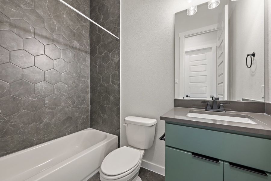 Furnished interior view inside a new home in Park Central, Georgetown (Image 14).