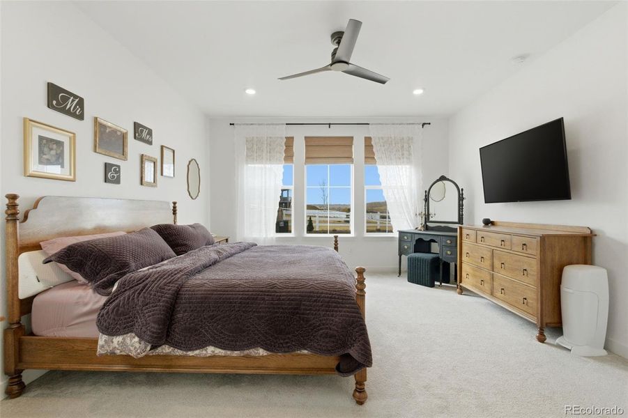 Furnished interior view inside a new home in Harvest Ridge, Aurora (Image 31).