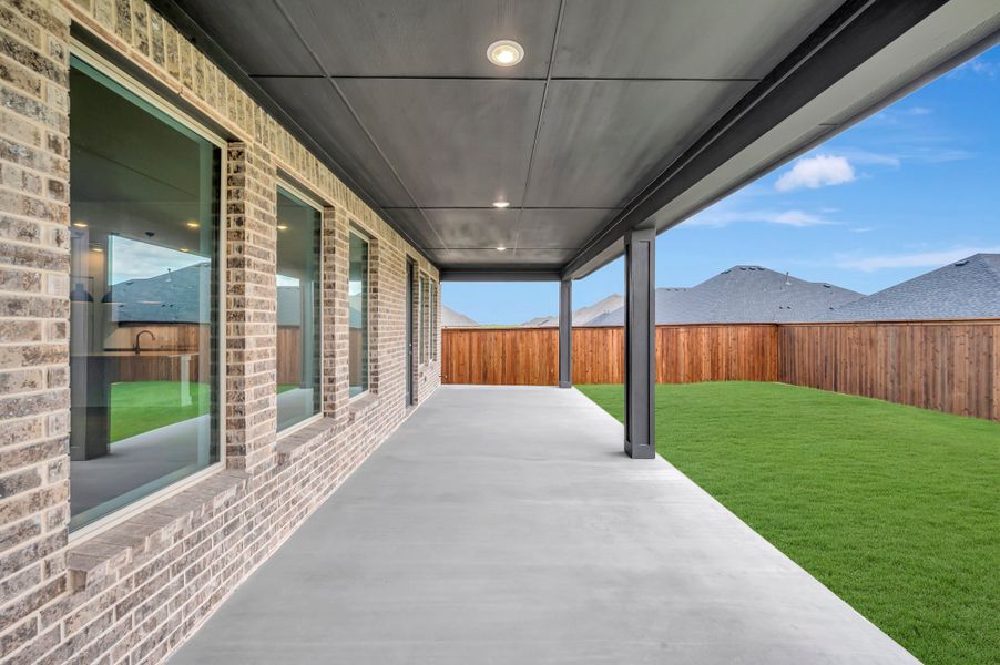 Exterior details and patio area of a home in Bridgewater, Midlothian (Image 19).