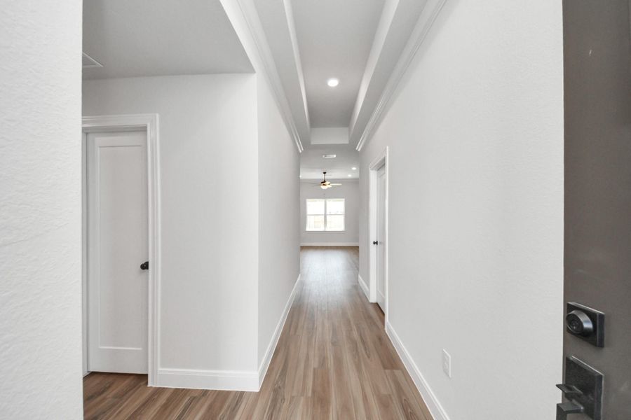 Spacious, unfurnished interior of a new home in Grand Oaks Reserve, Cleveland (Image 39). Spacious, unfurnished interior of a new home in Grand Oaks Reserve, Cleveland (Image 39).