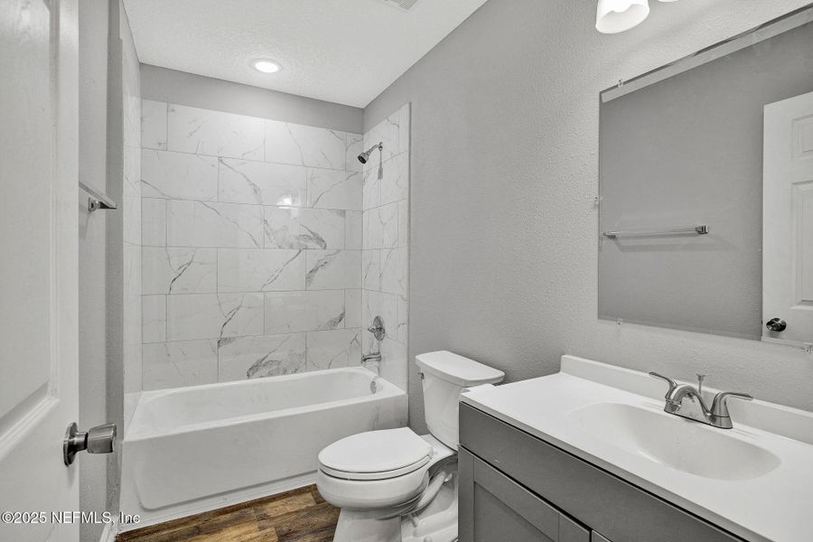 Furnished interior view inside a new home in , Jacksonville (Image 4).