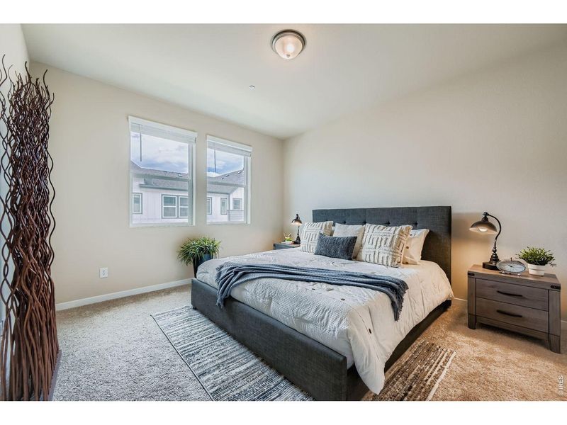 Furnished interior view inside a new home in Mountain Brook, Longmont (Image 6).