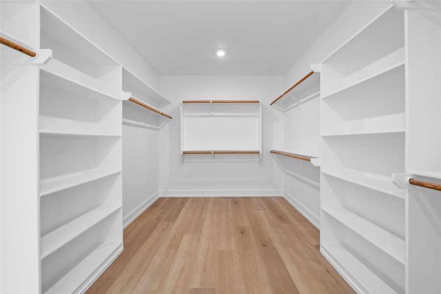 Spacious, unfurnished interior of a new home in King Oaks, Salado (Image 22). Spacious, unfurnished interior of a new home in King Oaks, Salado (Image 22).