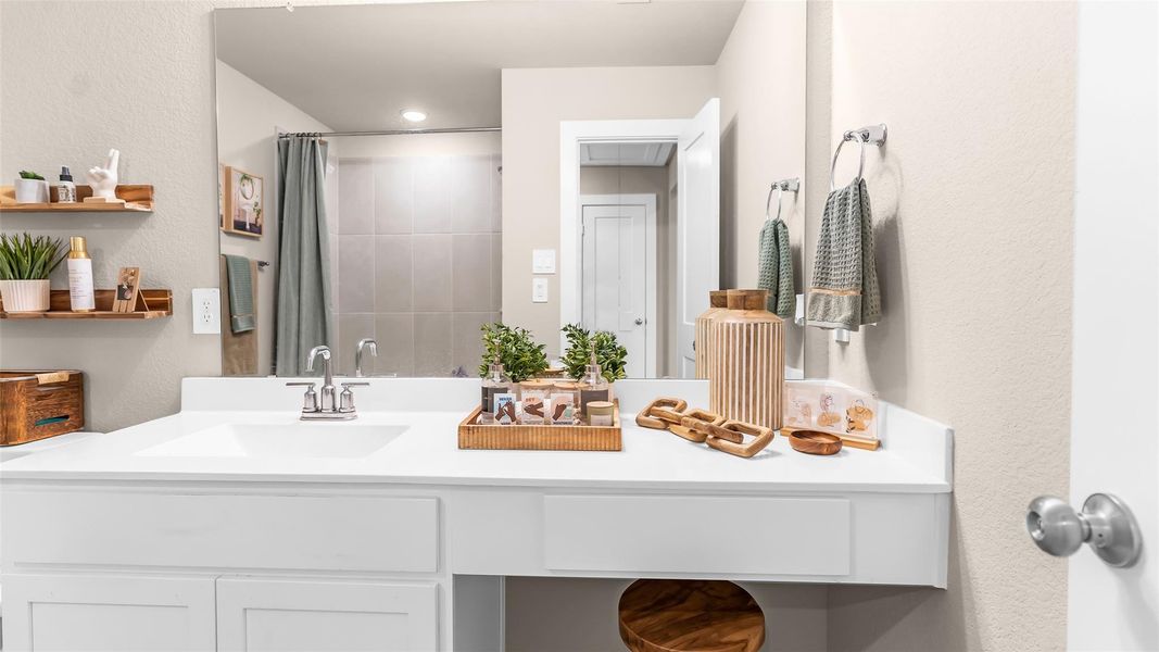 2nd Full bath upstairs.