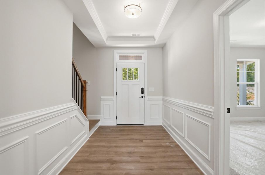 Spacious, unfurnished interior of a new home in Enclave at Riverdale, Huntersville (Image 10).