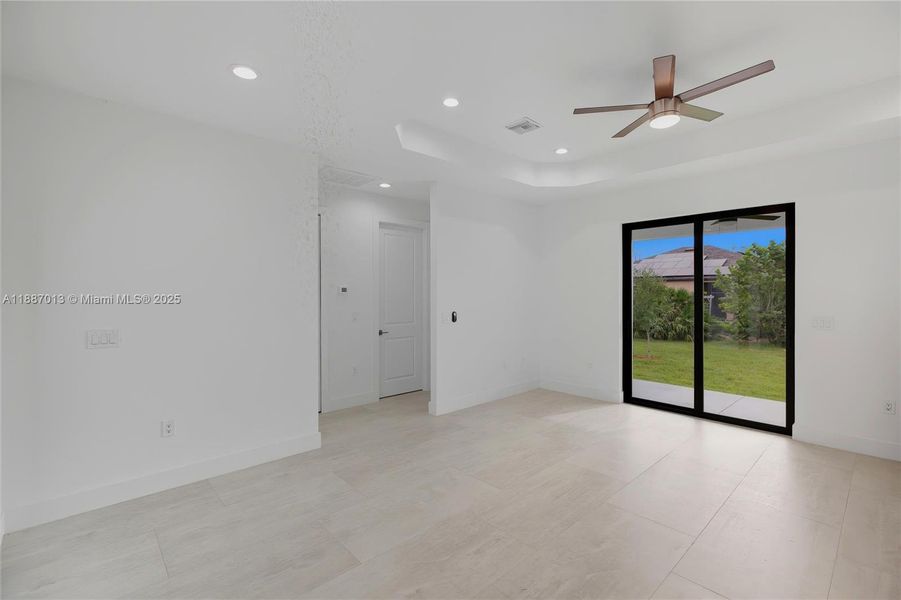 Spacious, unfurnished interior of a new home in , Cape Coral (Image 15). Spacious, unfurnished interior of a new home in , Cape Coral (Image 15).