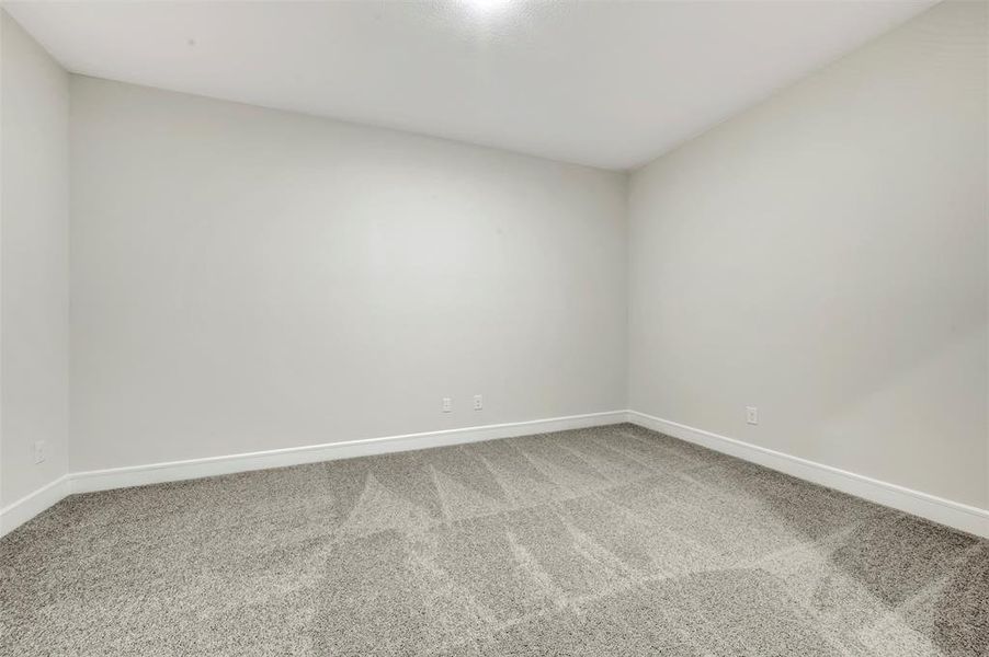 Spacious, unfurnished interior of a new home in Elevon, Lavon (Image 28).