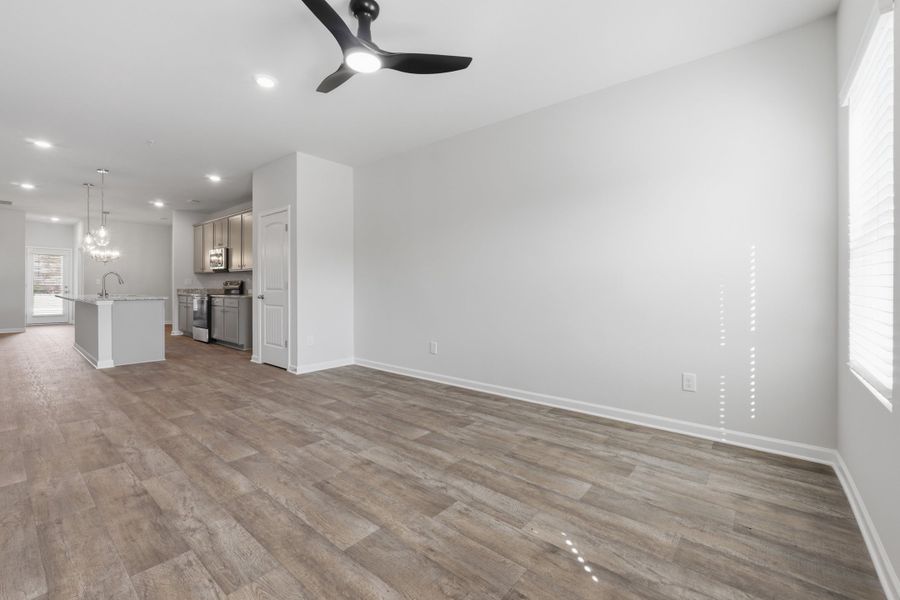 8369 Columbia Court, Palmetto, GA.  - Slide 4