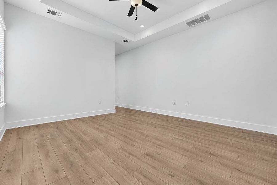 Spacious, unfurnished interior of a new home in Silverleaf, Cedar Creek (Image 24). Spacious, unfurnished interior of a new home in Silverleaf, Cedar Creek (Image 24).