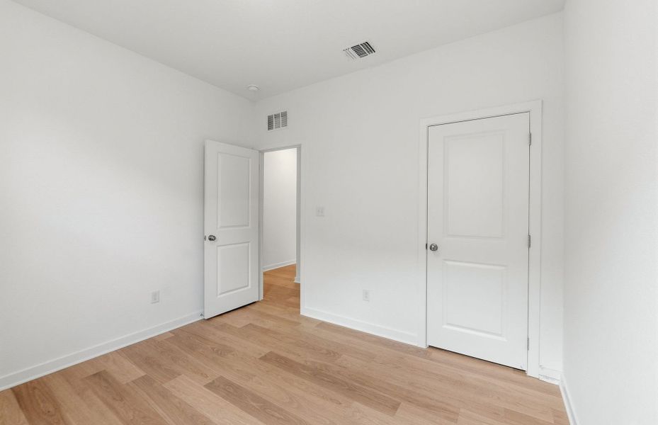 Spacious, unfurnished interior of a new home in La Cima, San Marcos (Image 35).