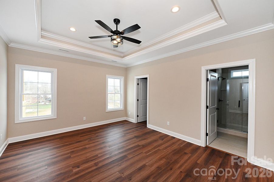 Spacious, unfurnished interior of a new home in , Hickory (Image 20).