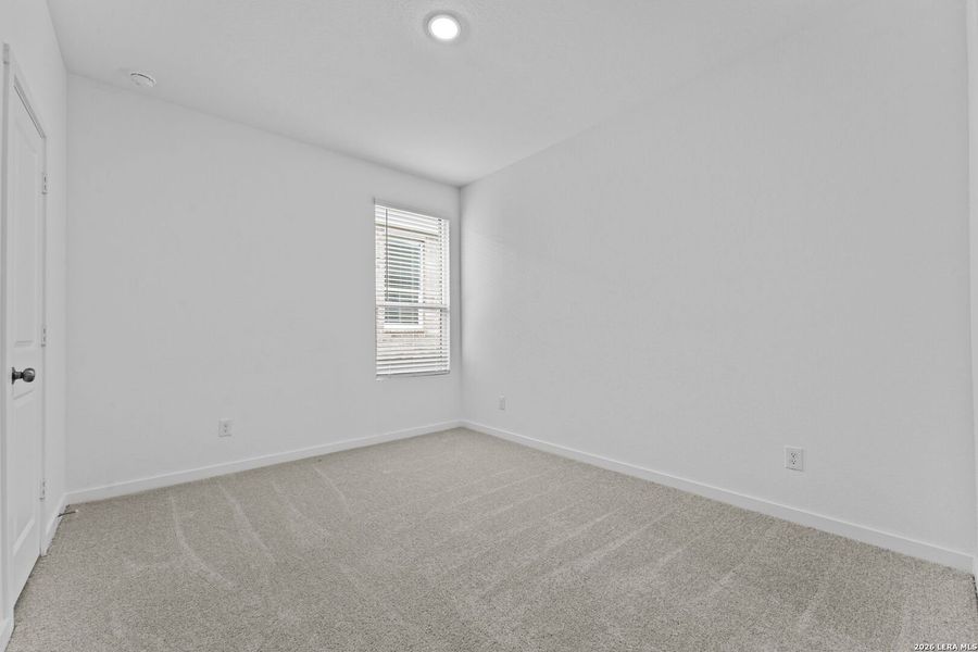 Spacious, unfurnished interior of a new home in Grace Valley, Marion (Image 27).