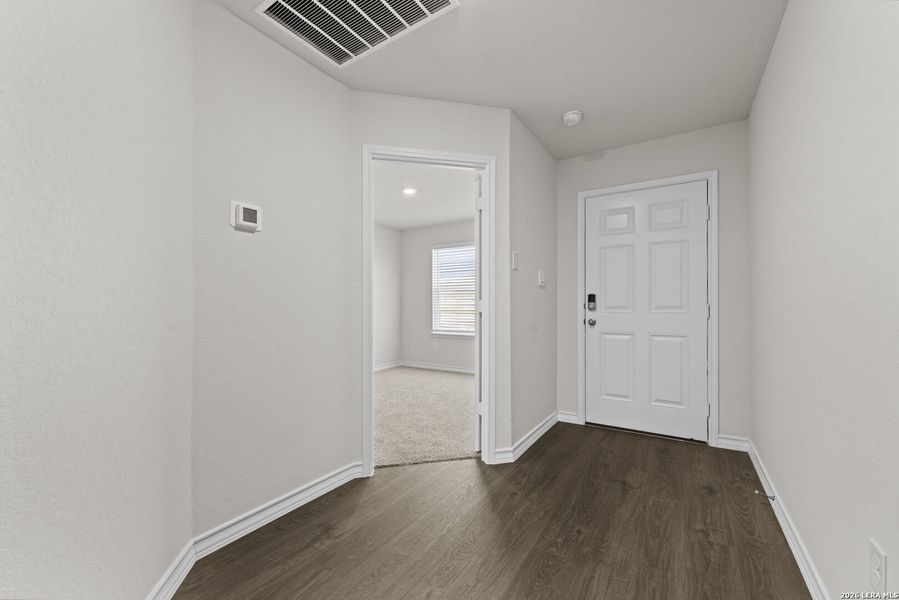Spacious, unfurnished interior of a new home in High Garden, Comfort (Image 24).