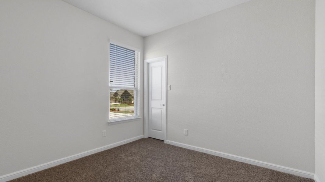 Representative unfurnished interior of a home built from the Valley Spring by D.R. Horton in Eden Ranch, Arlington (Image 38).