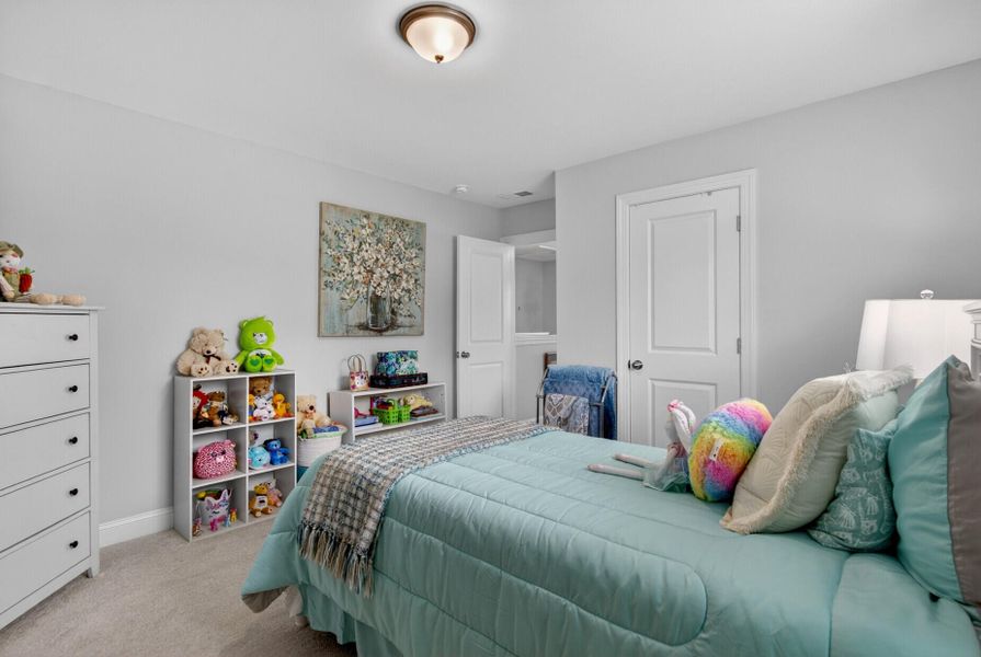 Furnished interior view inside a new home in Parker's Preserve, Ridgeville (Image 37).