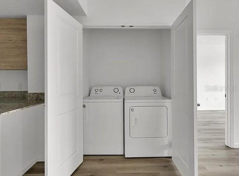 Furnished interior view inside a new home in , Orlando (Image 2).