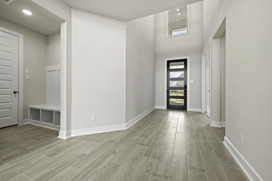 Representative image. Features, specifications, selections and colors may vary.