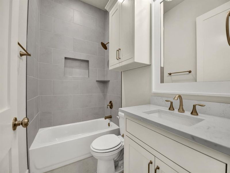 Furnished interior view inside a new home in , Fort Worth (Image 16).