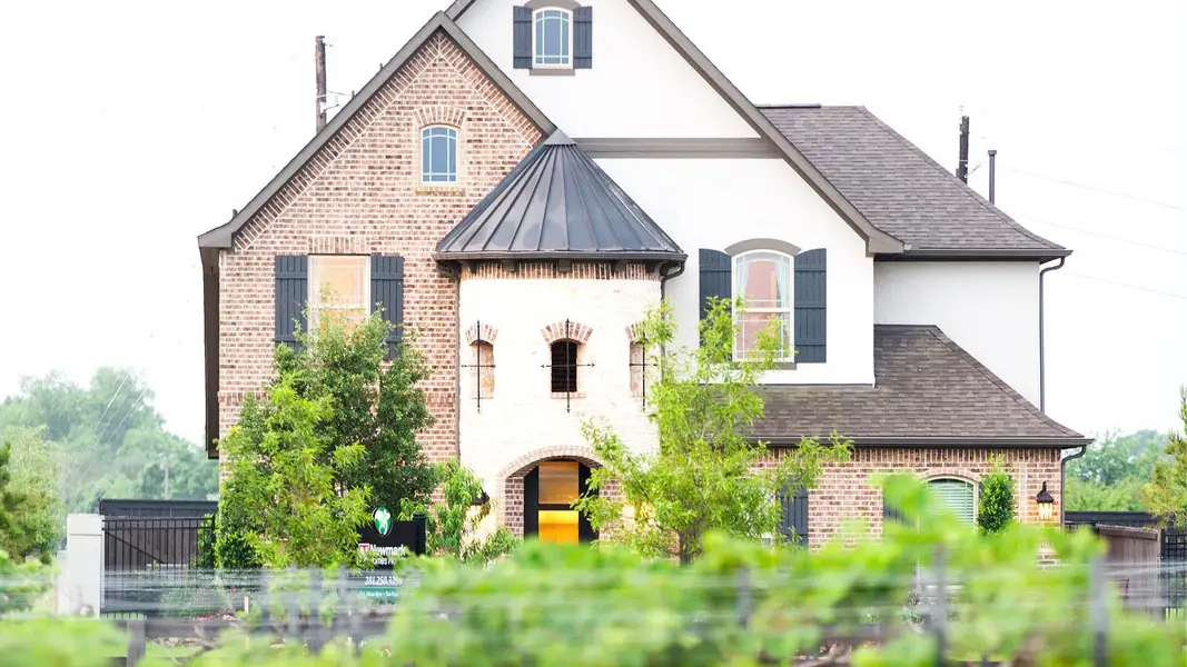 Exterior rendering of this home design in Harvest Green 45', Richmond, TX (Image 3).