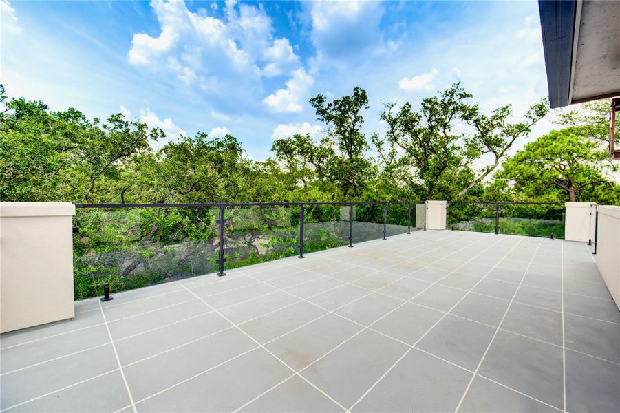 Image 47 of a home in .