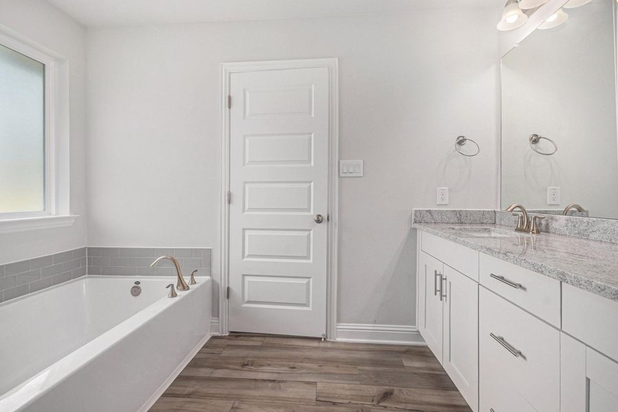 Furnished interior view inside a new home in Lago Mar, La Marque (Image 4). Furnished interior view inside a new home in Lago Mar, La Marque (Image 4).