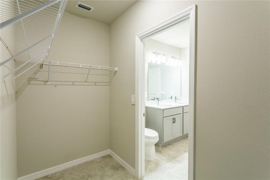 Image 27 of a home in .