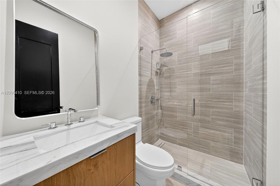 Bedroom #4 EnSuite Bath Bedroom #4 EnSuite Bath