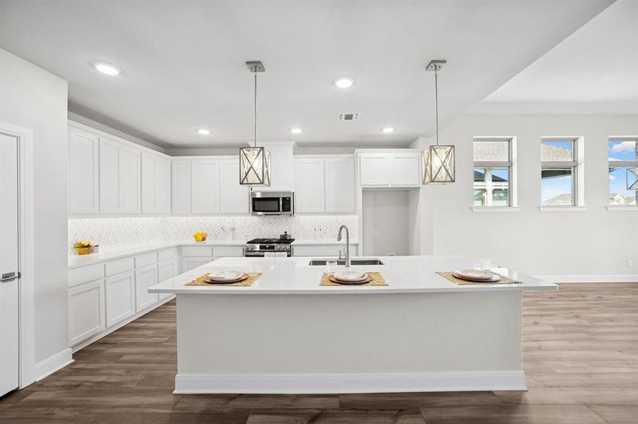 Furnished interior view inside a new home in South Pointe Manor Series, Mansfield (Image 11).