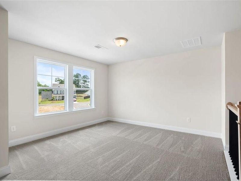 Spacious, unfurnished interior of a new home in Wehunt Meadows, Hoschton (Image 29).