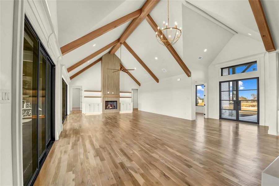 Spacious, unfurnished interior of a new home in , Aledo (Image 35).