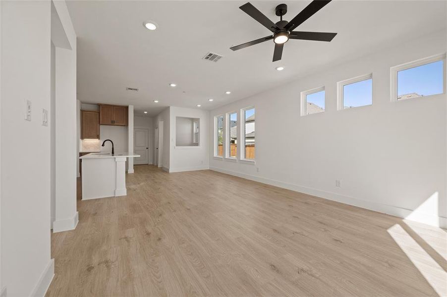 Spacious, unfurnished interior of a new home in Talia, Mesquite (Image 19).