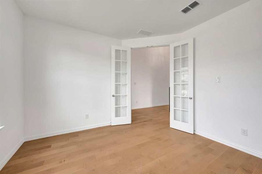 Spacious, unfurnished interior of a new home in Lilyana, Celina (Image 18). Spacious, unfurnished interior of a new home in Lilyana, Celina (Image 18).