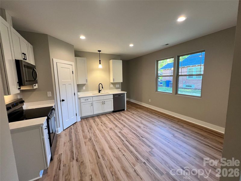 Kitchen/Dining