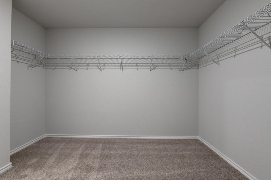 Representative unfurnished interior of a home built from the Alexis by Ashton Woods in Hennersby Hollow, San Antonio (Image 12).